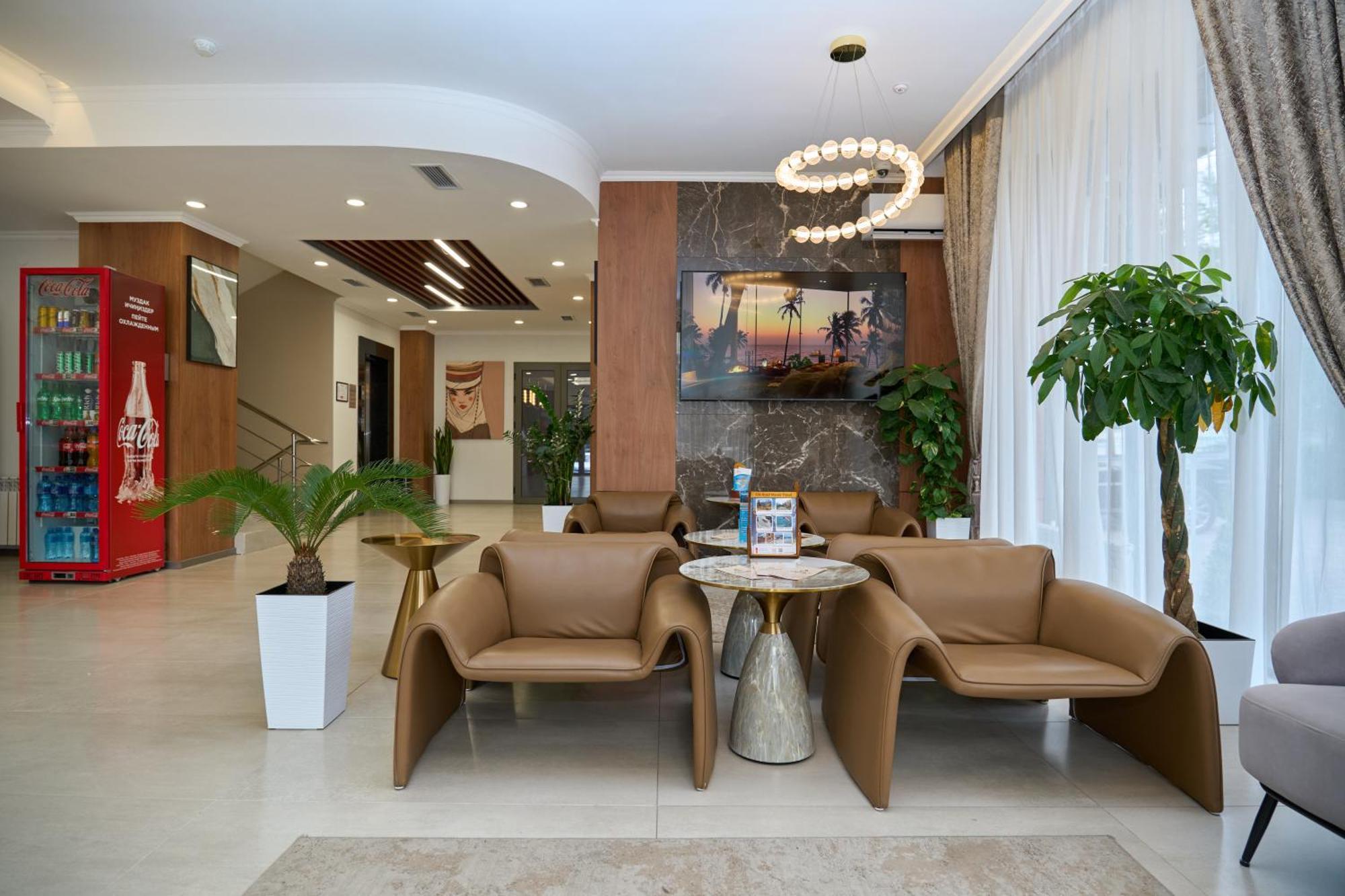 Crown Hotel Bishkek Exterior photo